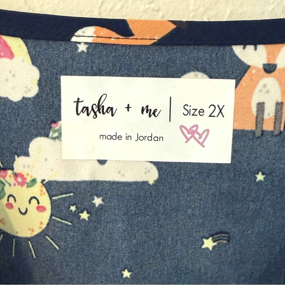 Tasha and Me-Women’s Scrub Top-Fox/Rainbow Pattern-Navy-Stretch-Size 2X-EUC - Picture 5 of 9